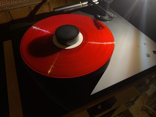 Magne black velvet black with red record scaled jpeg